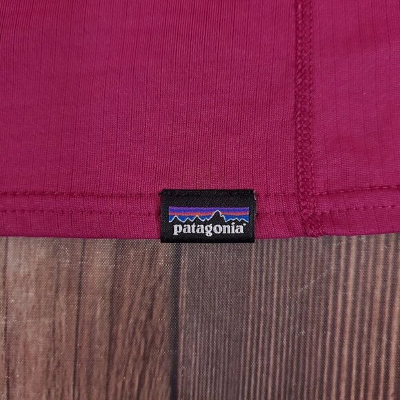 Patagonia Womens Size XS Capilene Midweight Crew Baselayer Polartec Pink Red - Picture 10 of 16